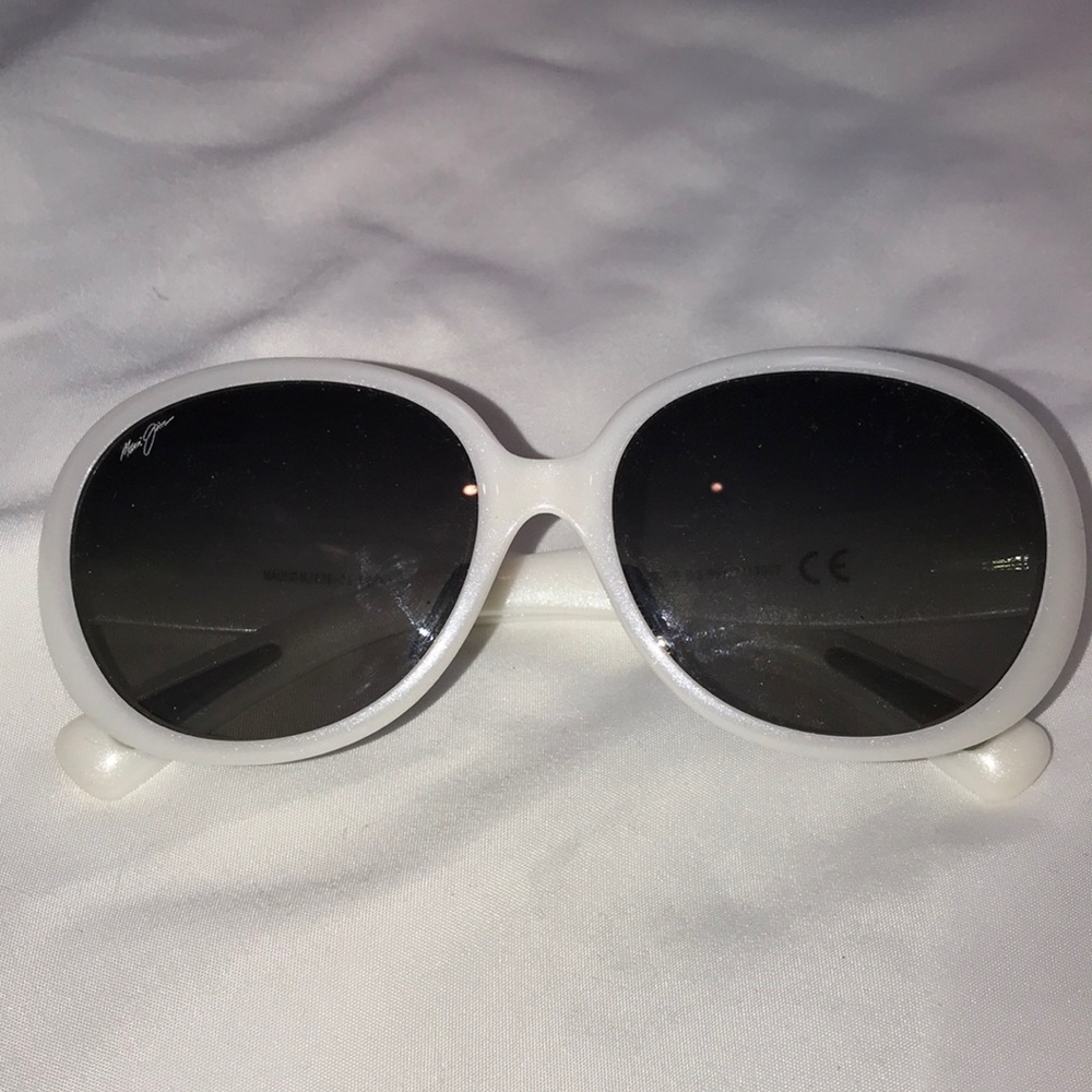 Maui Jim oversized pearl glasses